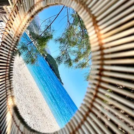 Potam'sea Bliss 1 - Front, Parking *