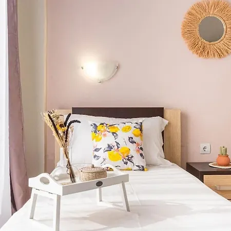 Potam'sea Bliss 1 - Beach Front, Parking Apartment Himare