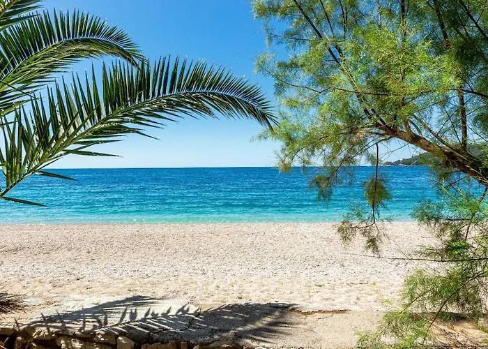 Apartment Potam'sea Bliss 1 - Front, Parking *